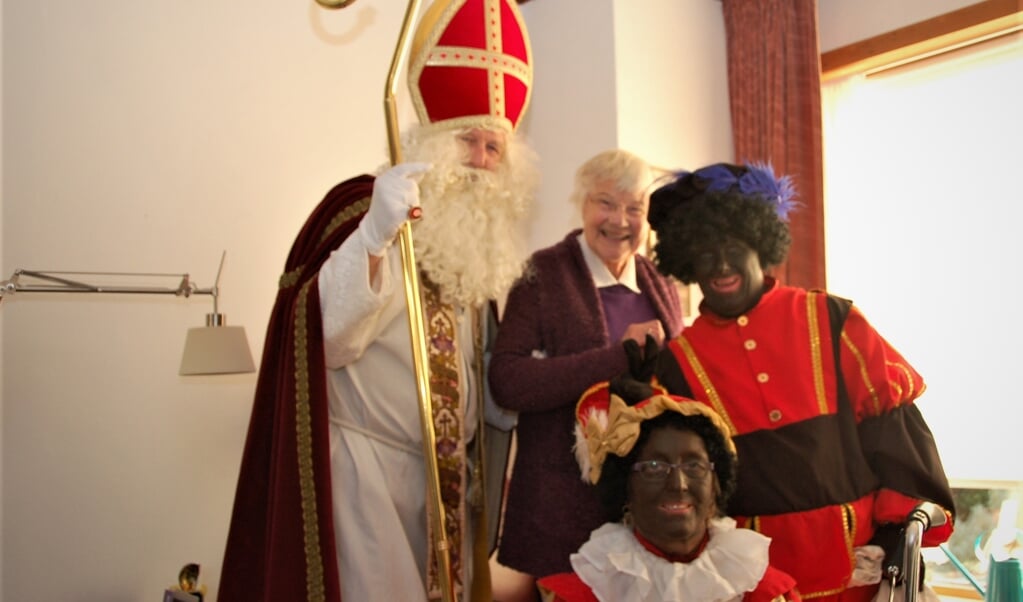 Sinterklaas op visite in Maartensdijk.