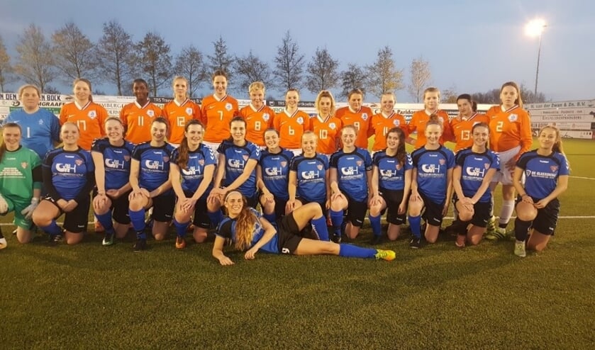 De Oranje LD Power Girls spelen en trainen op 13 februari bij SVM (Dierenriem) in Maartensdijk op weg naar vermoedelijk het allereerste EK voor meisjes in 2020 om 19.00 uur een oefenwedstrijd. Omdat SVM geen meisjes- of vrouwenteam heeft, spelen de Oranje Powergirls tegen OSM'75 uit Maarssen.