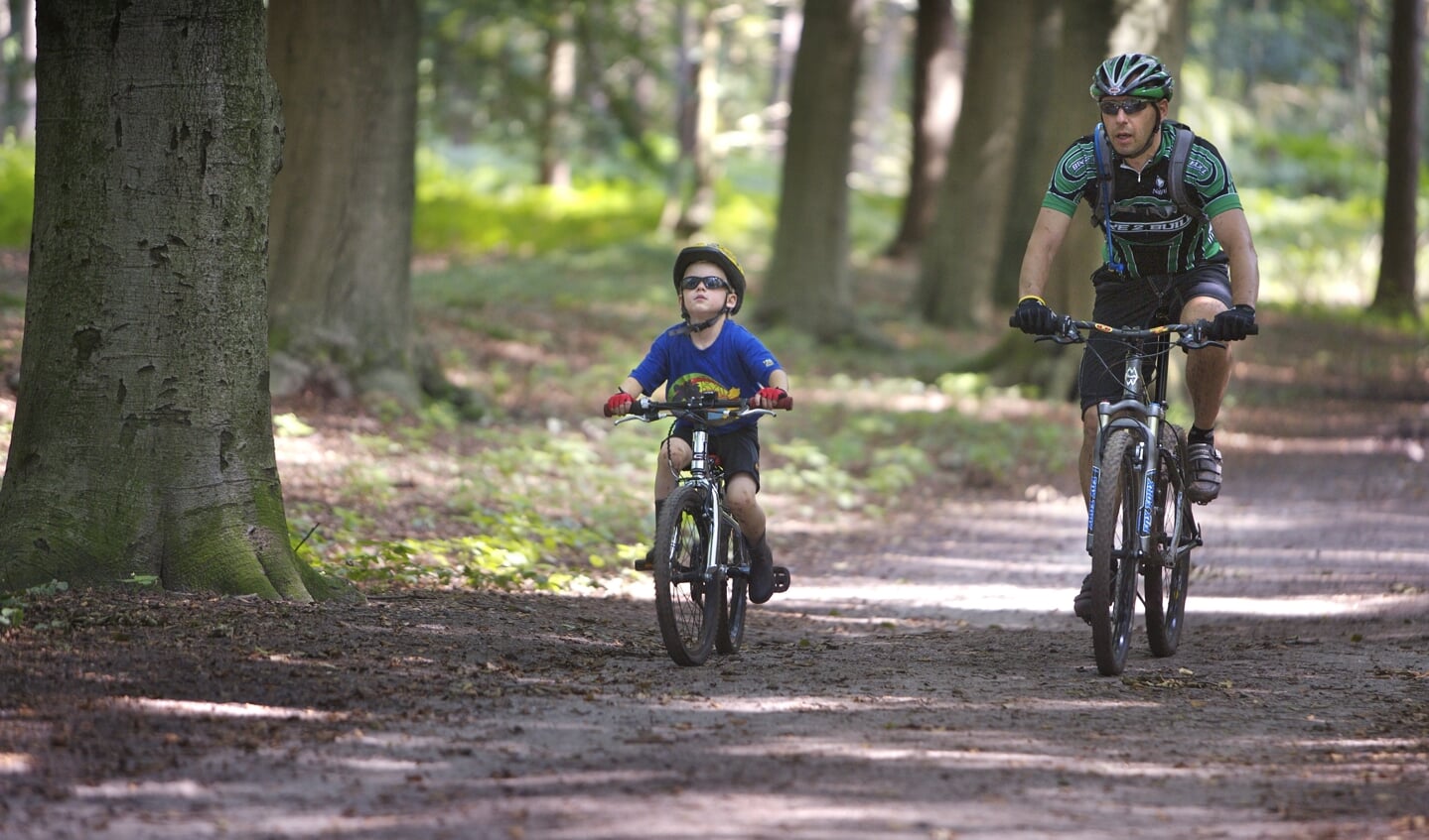 Recreatie Midden-Nederland verzorgt het onderhoud van o.a. bijna 90 km fietspad van recreatieschap Heuvelrug.
