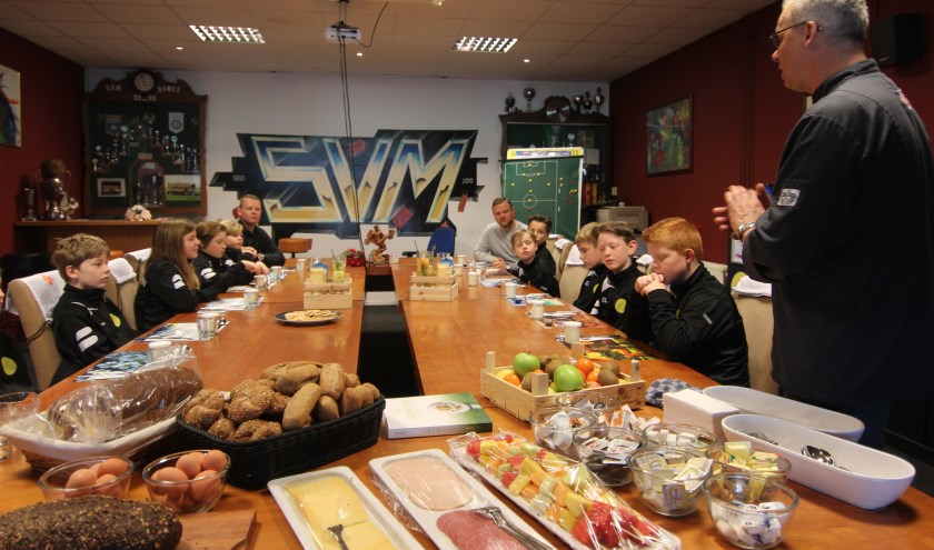 Jacco Rozenberg wenst SVM-ers smakelijk eten.