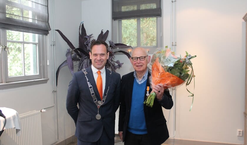 Zijn kwaliteiten wil Geert Boorsma delen en komen o.a. terug bij Natuurmonumenten en de Open Monumenten-dag. Hij heeft zich ingezet voor het Noorderpark, voor de Algemene begraafplaats in Maartensdijk, de Historische Vereniging Maartensdijk en nog meer.