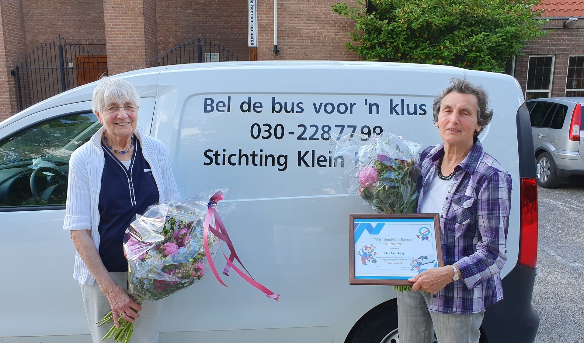 Na jarenlang vrijwilliger te zijn geweest zetten Wil en Mieke een punt achter hun werk voor Stichting Klein Karwei.