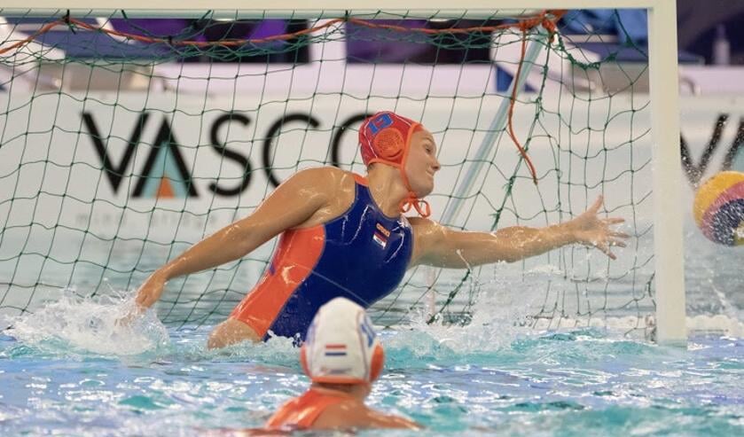 Waterpolokeepster Sarah verwacht ook speeltijd te krijgen tijdens het WK.