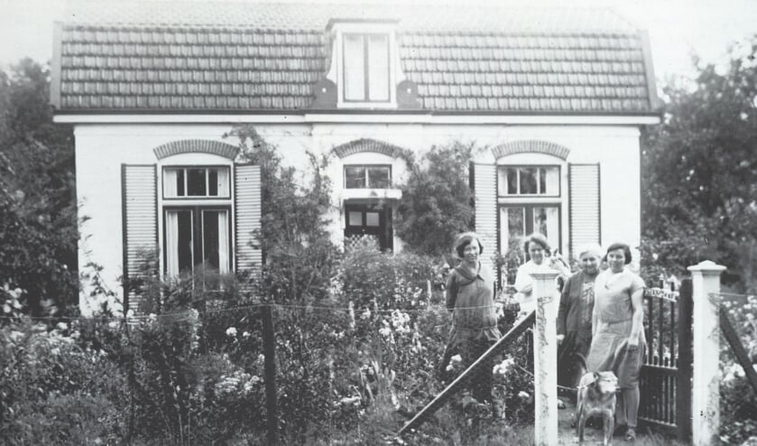 In W.O. II waren Duitse soldaten ingekwartierd op boerderij ’t Veldhuis in Maartensdijk. (foto uit de digitale verzameling van Rienk Miedema)