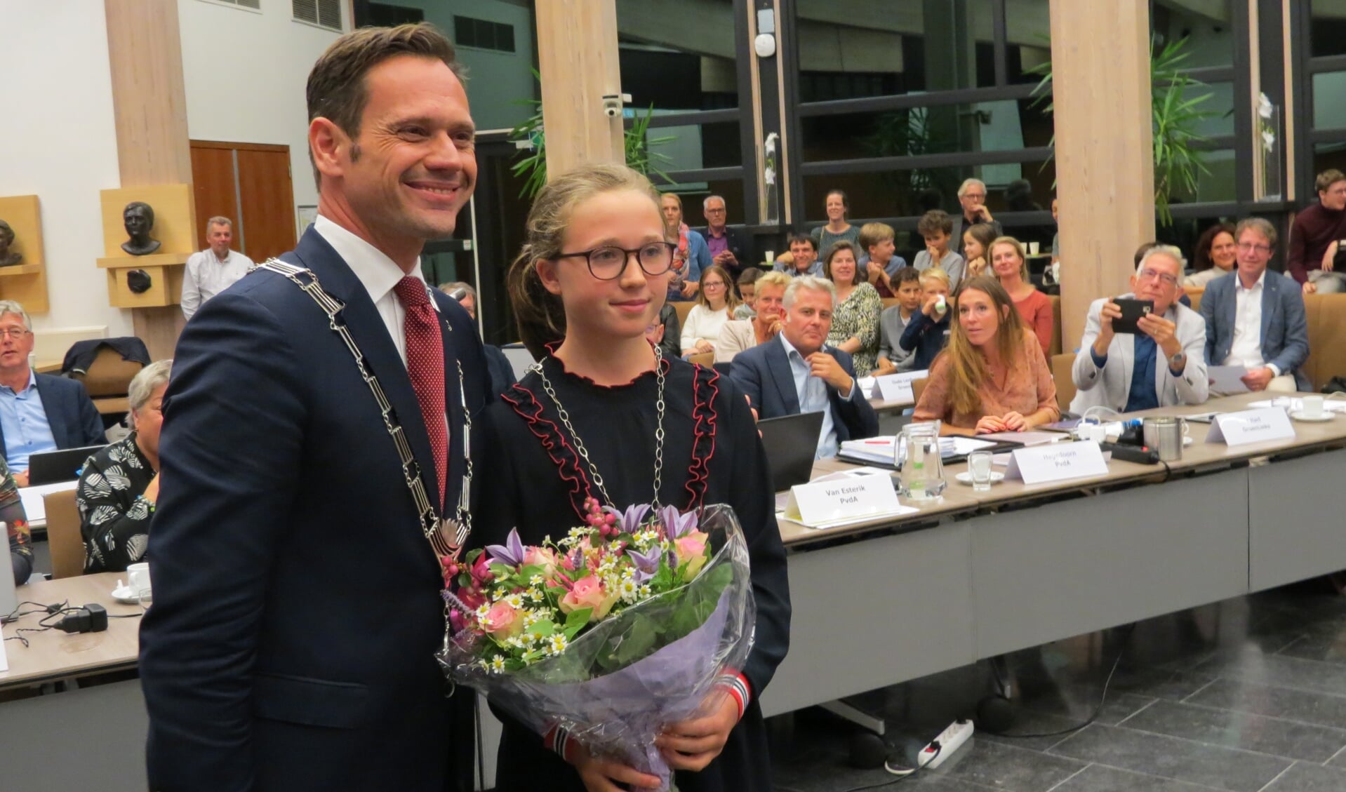 Carmen Braak kan aan de slag als kinderburgemeester van De Bilt. 