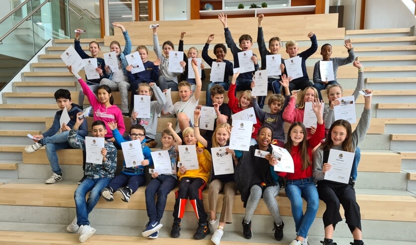 Alle leerlingen van groep 8 zijn geslaagd voor hun opleiding tot mediator.