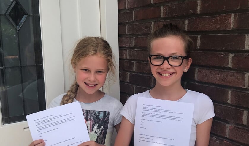 Juno en Yfke hebben al anderhalf jaar geleden een brief gegeven aan alle bewoners van de Groenekanseweg om er voor te zorgen dat er minder hard op de Groenekanseweg wordt gereden.