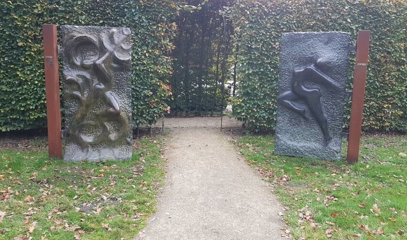 De indrukwekkende ‘Icarus-poort’, die naar de vernieuwde ‘berceau’ leidt.