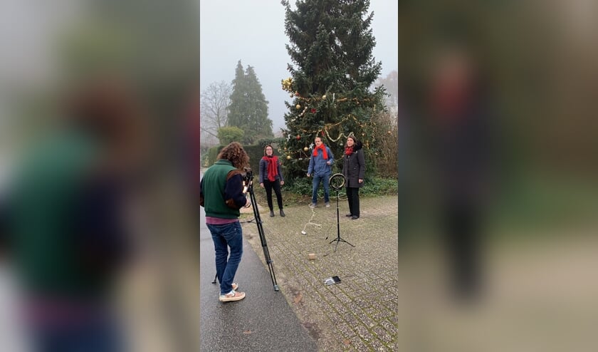 Impressie van ‘the making of’ van de kerstclips van K’zz voice