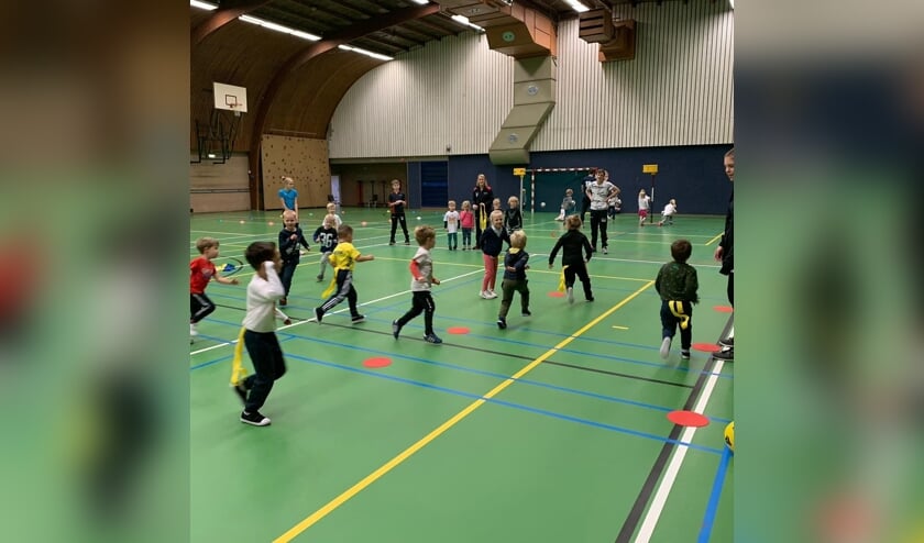 De jongste jeugdleden van de KangoeroeKlup doen enthousiast aan de trainingen mee.