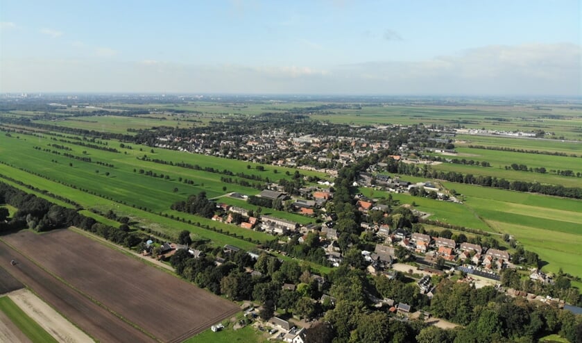 Landerijen ten oosten van de Julianalaan en de Prinsenlaan en ten zuiden van de Dorpsweg in Maartensdijk. (foto Max Maatman)
