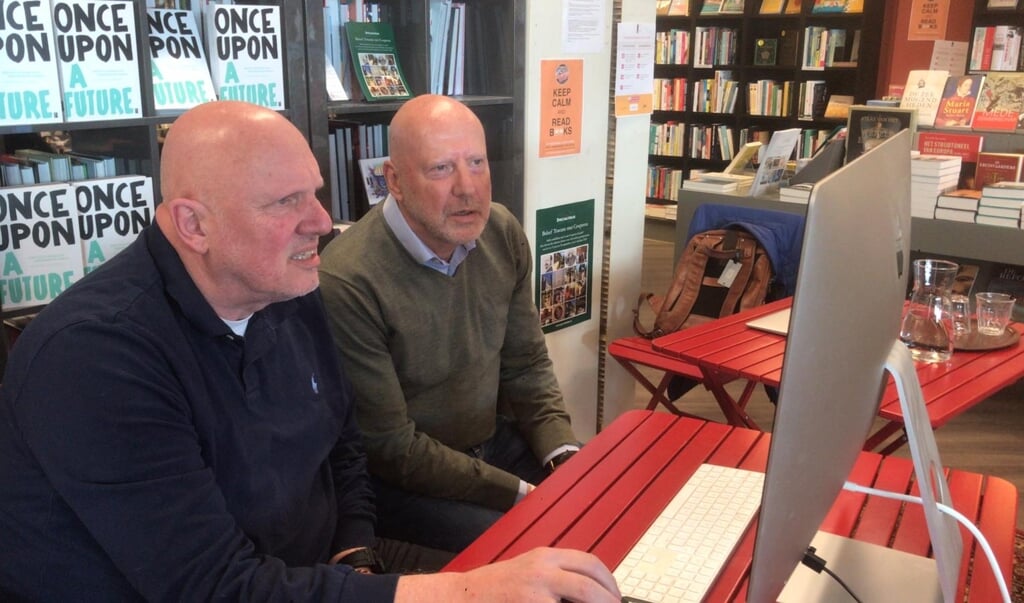 Ruud Veltenaar en Leen Zevenbergen verzorgden een online-boekpresentatie.