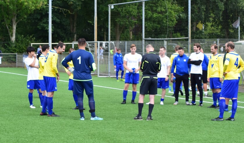 Nova-recreanten spelen eerste wedstrijden