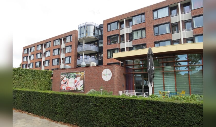 Wethouder Brommersma beantwoordt vragen over de sluiting van Bij de Tijd in Weltevreden.
