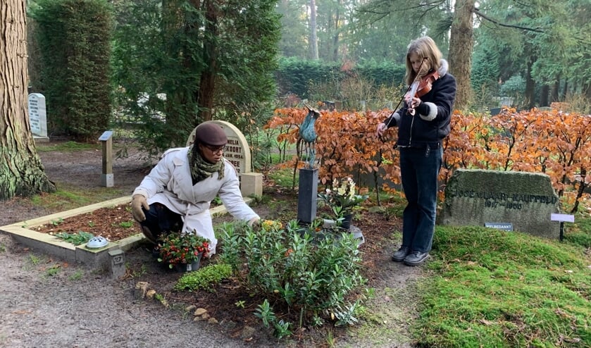 Serie over doodgaan met rondleiding op Den en Rust