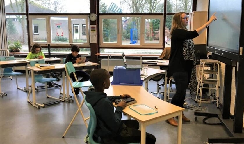 Op de school is er noodopvang voor kinderen van ouders die een vitaal beroep uitoefenen.