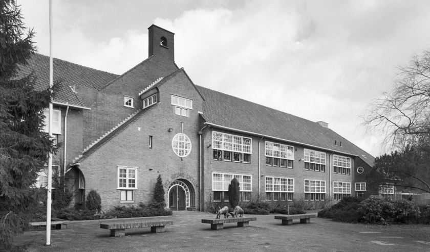 Het Nieuwe Lyceum in vroegere tijden.