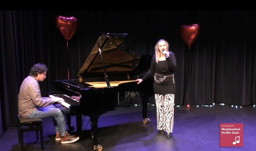 Louis Braam en José Bosschers sloten het online Valentijnsconcert van Het Kunstenhuis af.