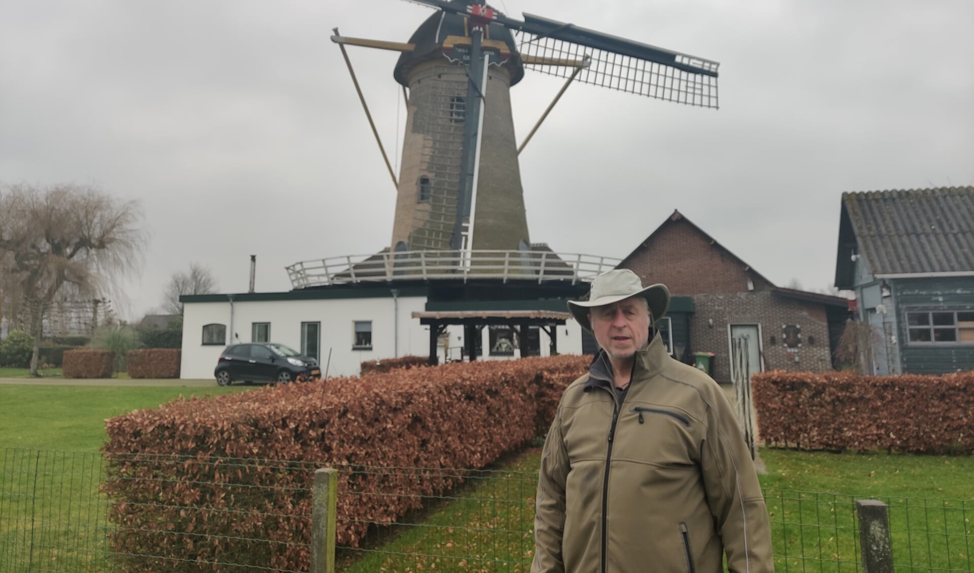 Piet Nieuwendijk keerde terug naar ‘zijn’ molen in zijn vroegere woonplaats Groenekan.
