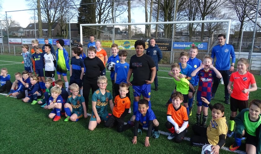 40 enthousiaste jeugdleden van SVM uit Maartensdijk genoten van een lange trainingsdag.