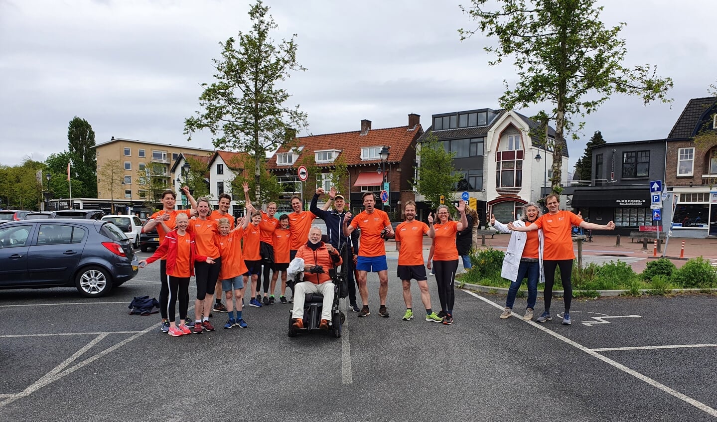 Teams Oud-Wageningen & Friends en Vieux Burlenburgh lopen en rennen ALS de wereld uit.