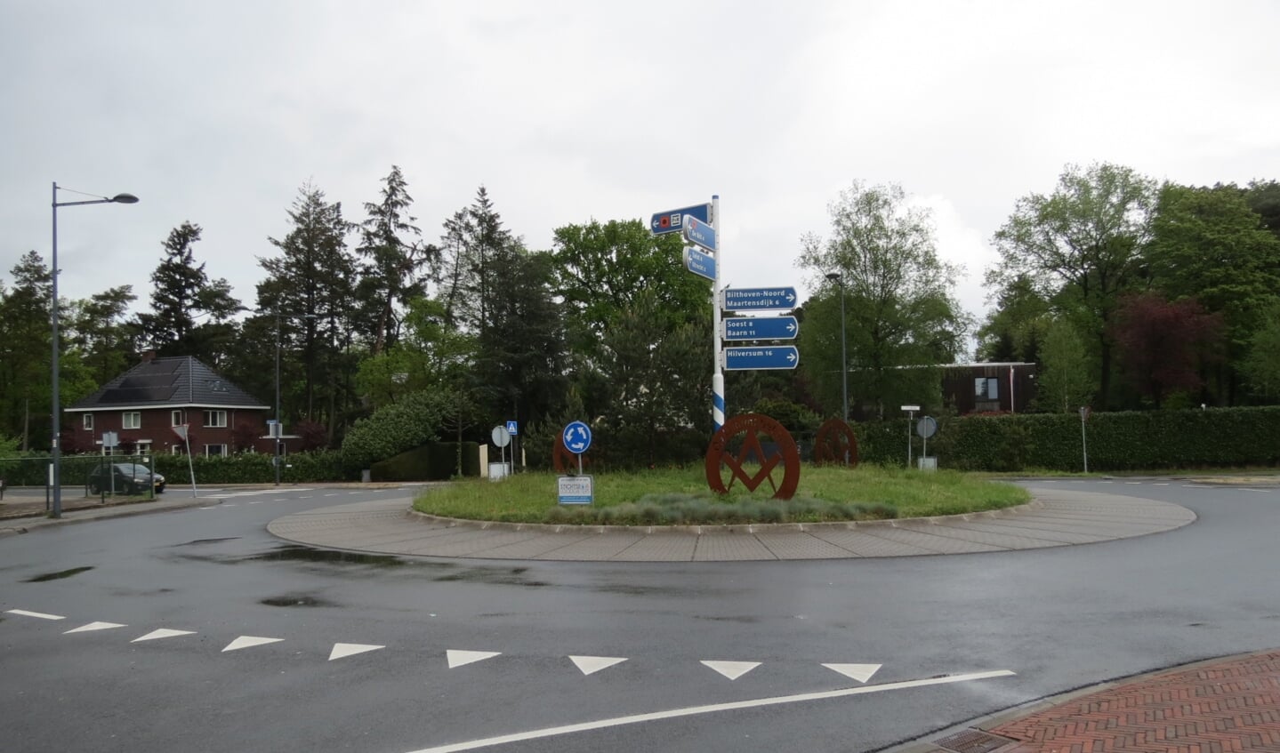 De rotonde aan de Jan Steenlaan.