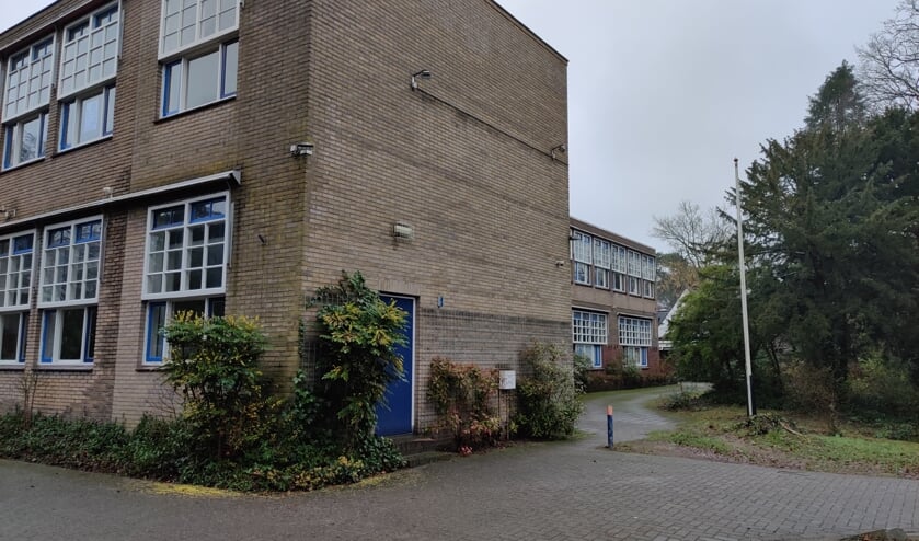 De voormalige Aeres-mavo aan de Overboslaan in Bilthoven krijgt weer schoolbestemming.