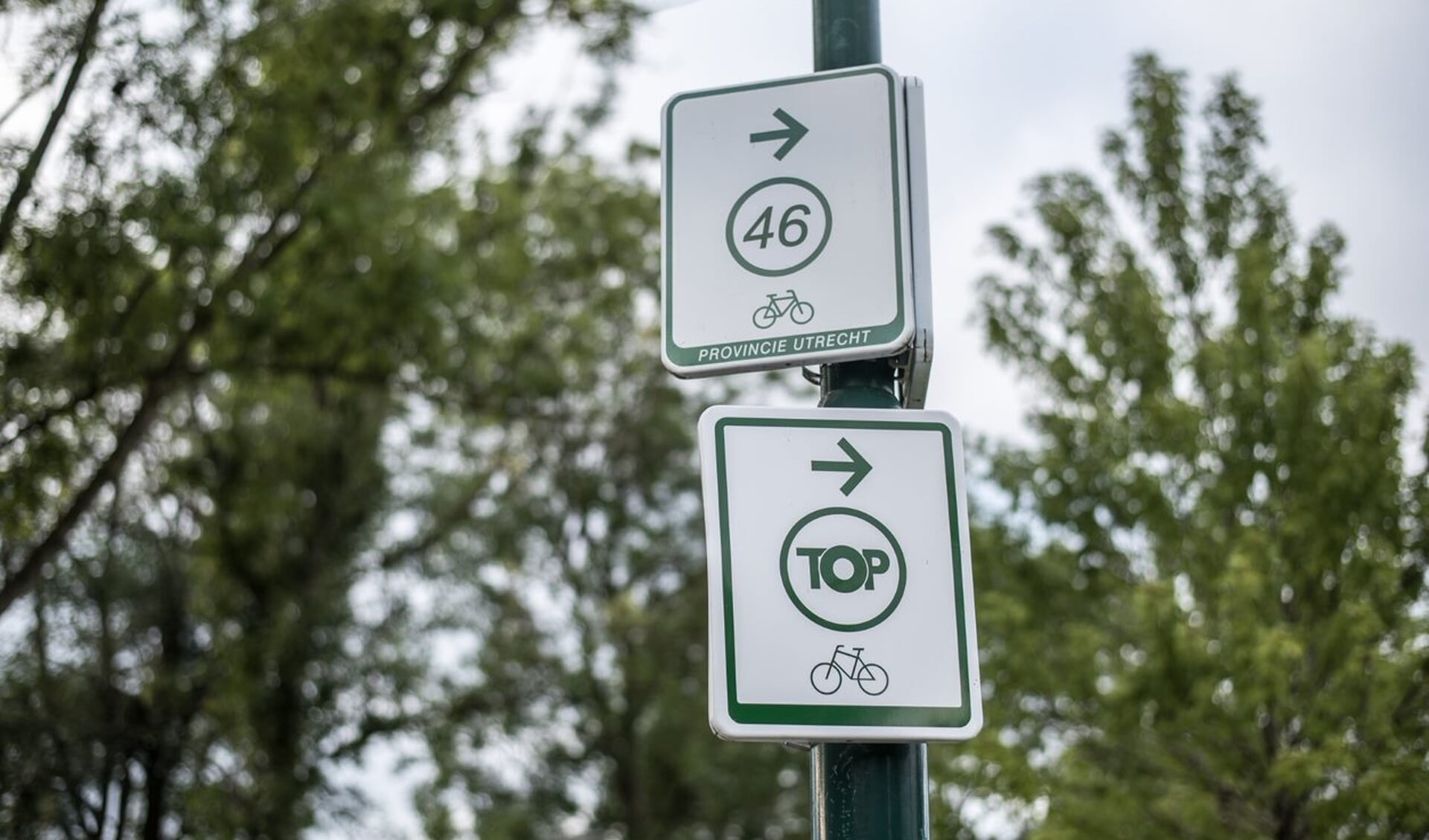 Een TOP staat voor Toeristisch Overstap Punt: een punt waar diverse fiets- en wandelroutes samen komen. Goed bereikbaar per auto en met voldoende parkeergelegenheid. 