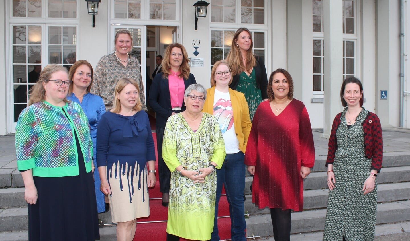 Tien vrouwen maken onderdeel uit van de 27-koppige gemeenteraad van De Bilt.