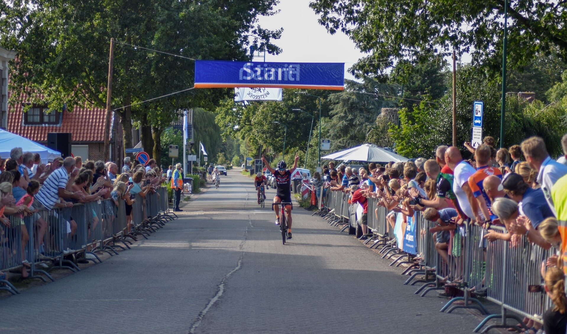 De finish van winnaar Arnold Gaasenbeek in 2019.