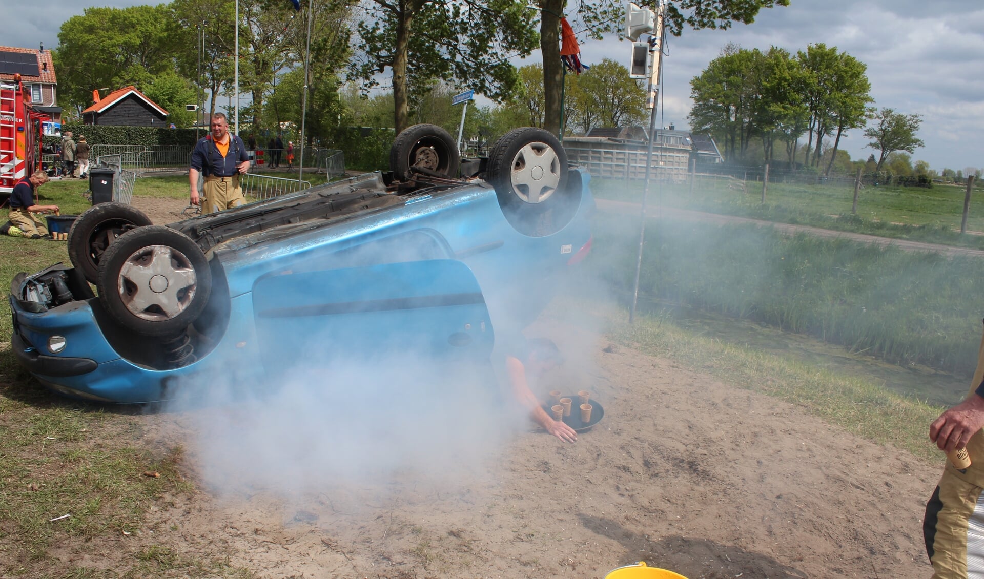 De brandweer zorgt weer voor spectaculair vermaak.