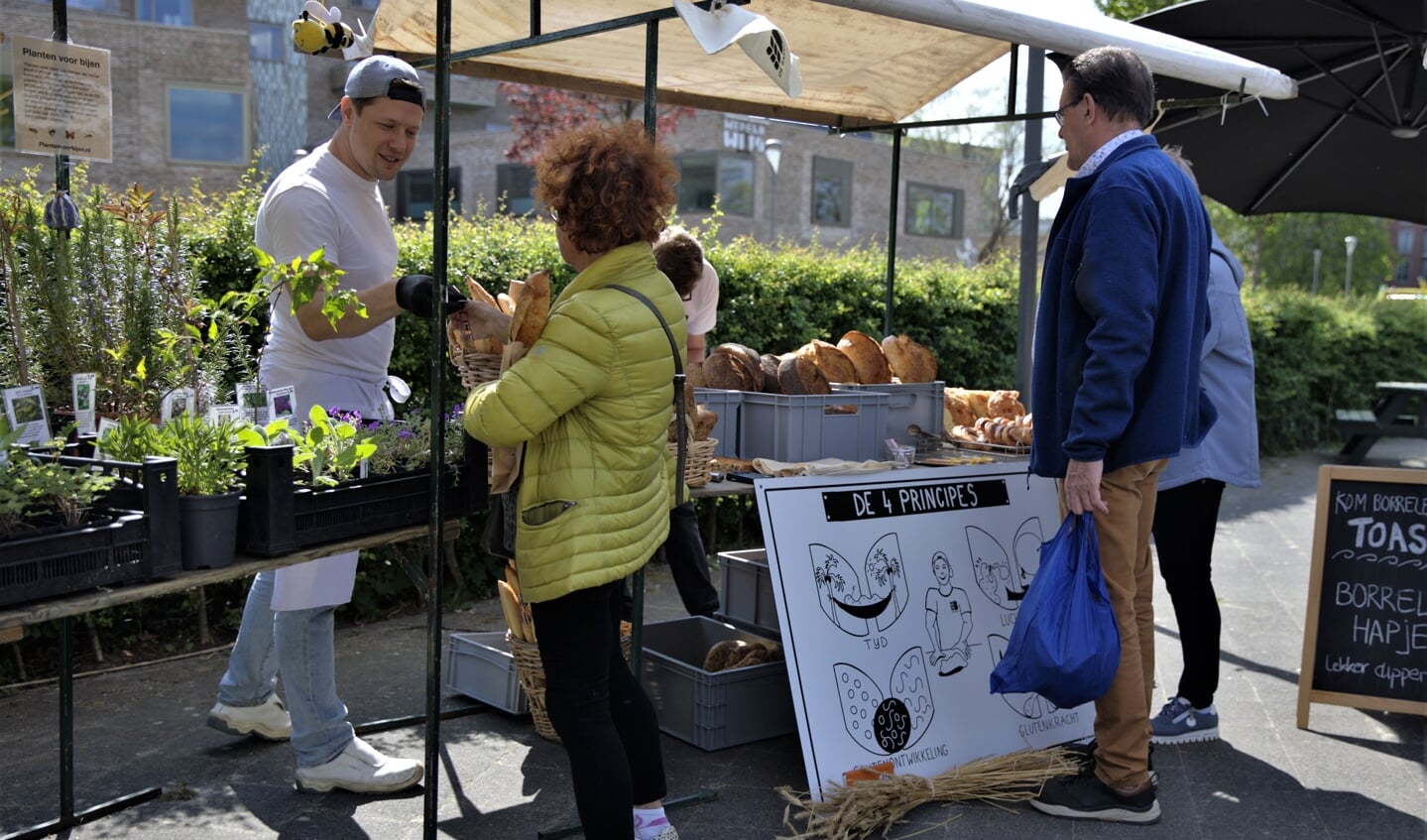 Op de streekmarkt valt een breed assortiment aan lokale producten te vinden.
