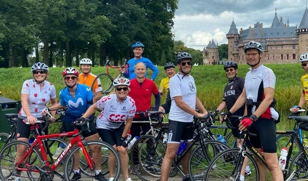 Lions nodigen sportievelingen uit om mee te fietsen
