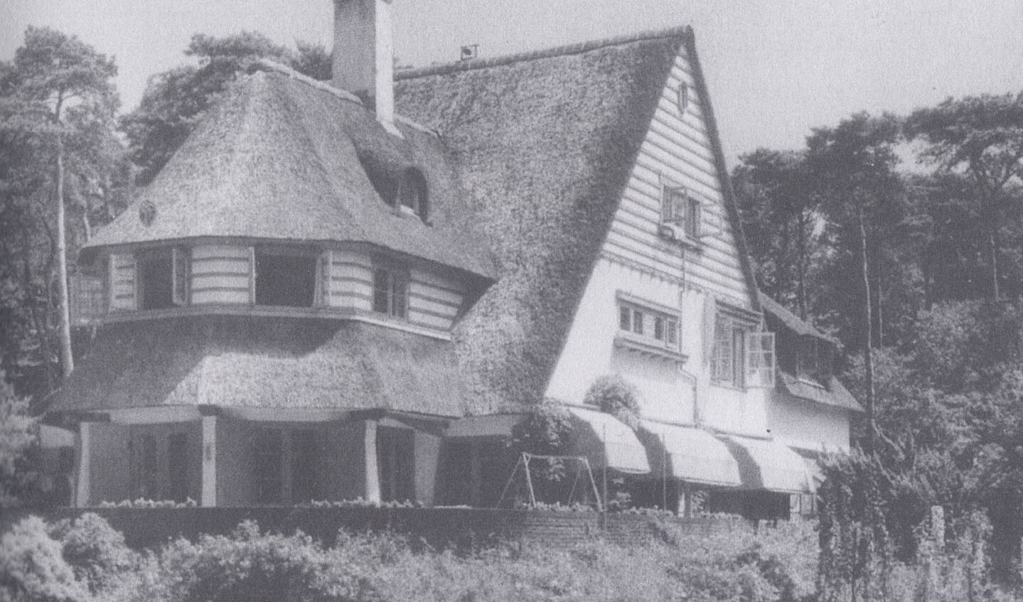 De villa Zomerland gebouwd in 1921 tussen de Gezichtslaan, de Van der Helstlaan en de Vermeerlaan.