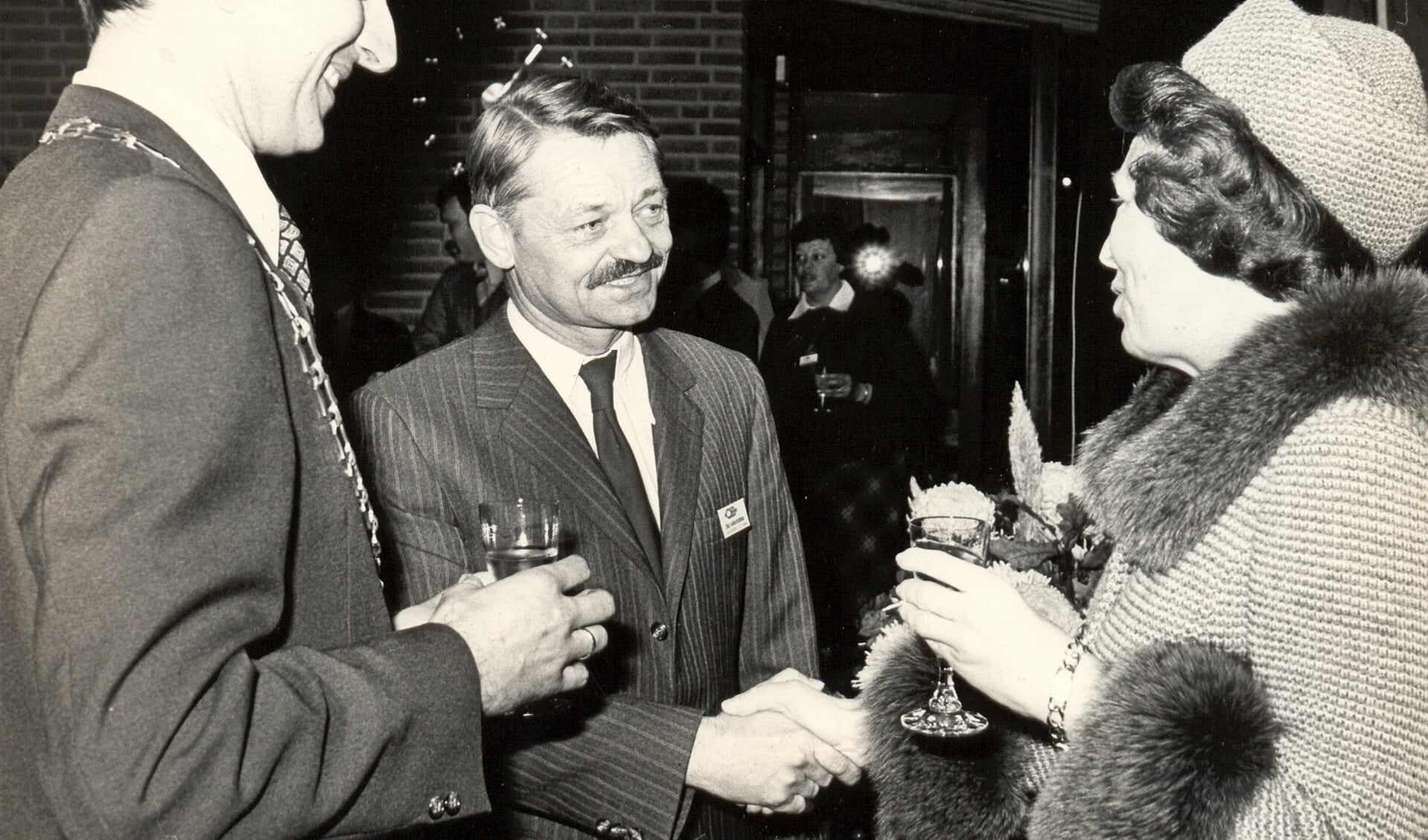 Burgemeester Panis (links), Kees Pijpers en toenmalig prinses Beatrix bij de opening van De Vierstee in oktober 1978. 