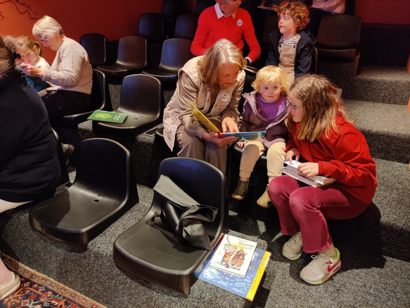 Grootouders voor het Klimaat verzorgden 20 april een voorleesmiddag bij de Bilthovense Boekhandel. 