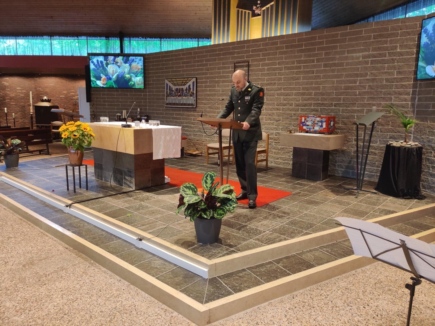 Oud-Maartensdijker Lennart Fijen werkt als humanistisch geestelijk verzorger bij Defensie.