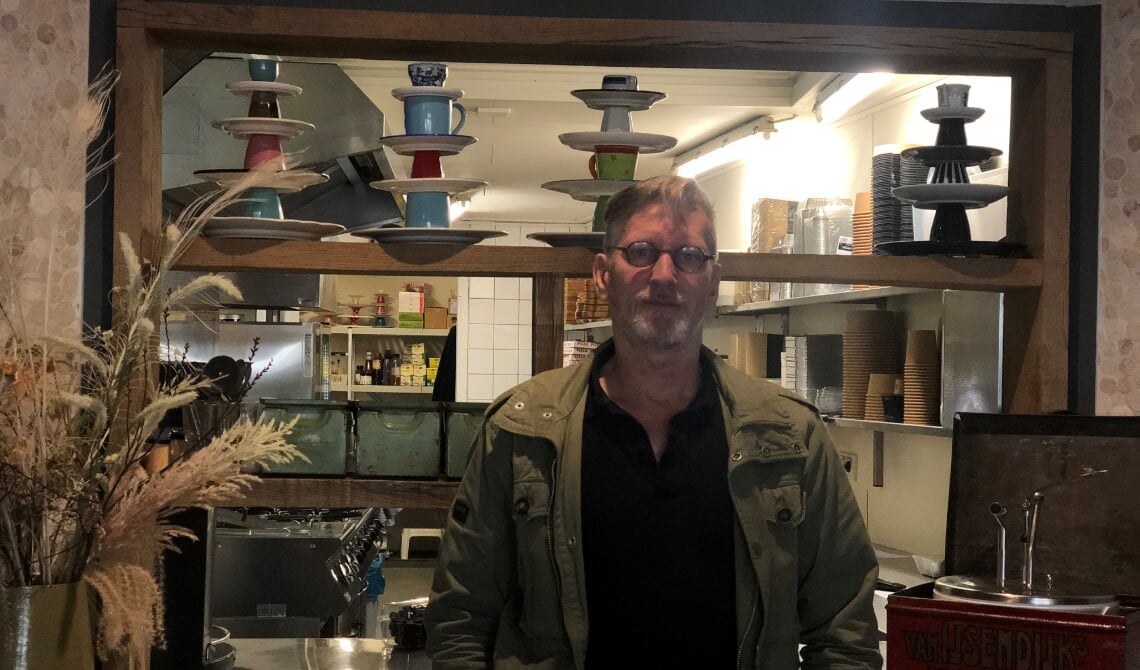 Paul, trotse eigenaar van Restaurant Koren Best