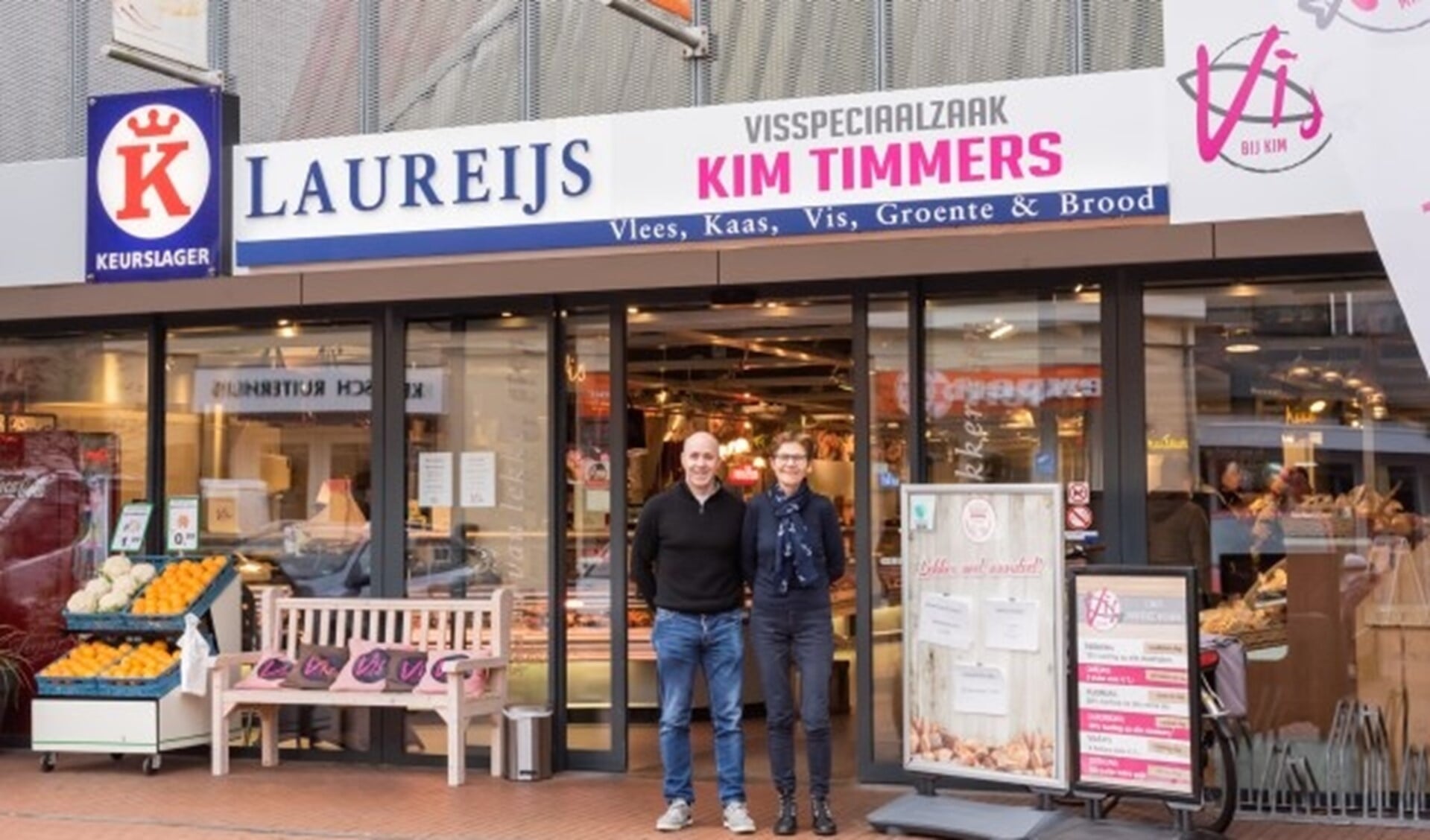 Keurslagerij Laureijs komt maandag 2 maart in handen van nieuwe eigenaar Martijn Truijen. Na bijna 40 jaar neemt Iet  Laureijs afscheid. FOTO: Keurslagerij Laurijs. 