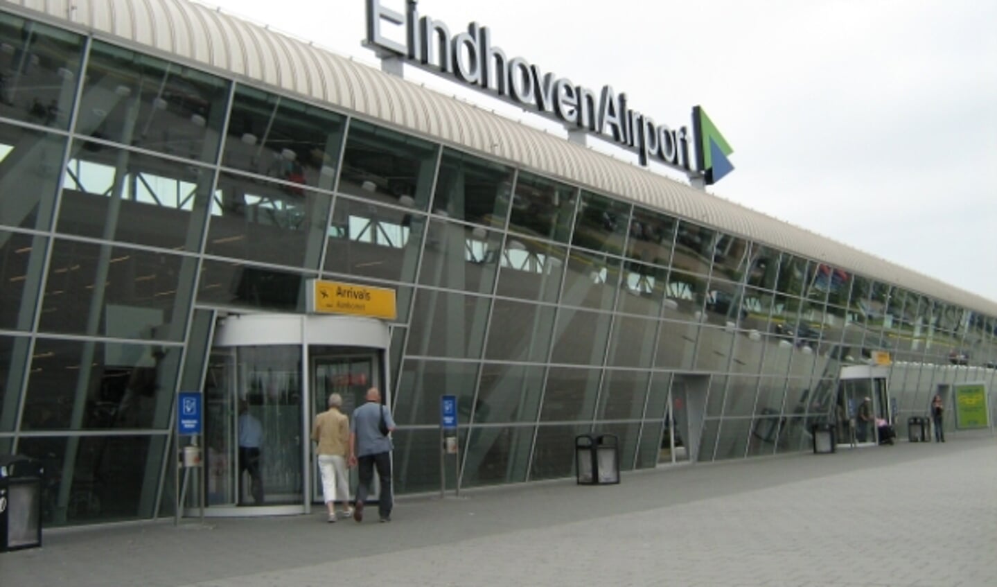 Wat is de toekomst van EIndhoven Airport als vakantieluchthaven? FOTO: Henk Hendrikx.