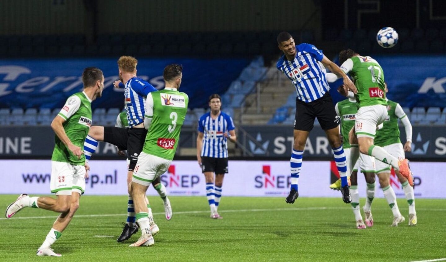 Plaatje van een eerdere ontmoeting tussen FC Eindhoven en FC Dordrecht.
