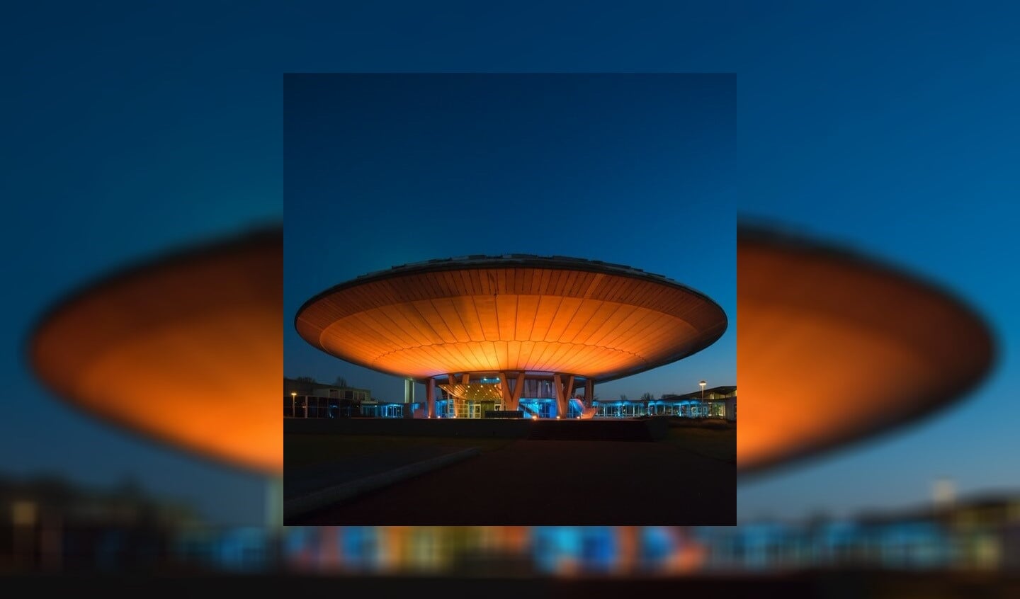 Het Evoluon is een van de gebouwen die in campagneweek van 25 november tot 10 december oranje worden aangelicht.