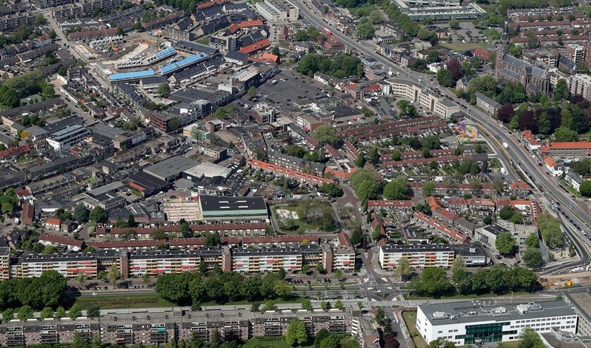 De Gildebuurt, met onder de Montgomerylaan, de Pastoriestraat (rechts), in het midden de Woenselse Markt. FOTO: Ronald Otter.