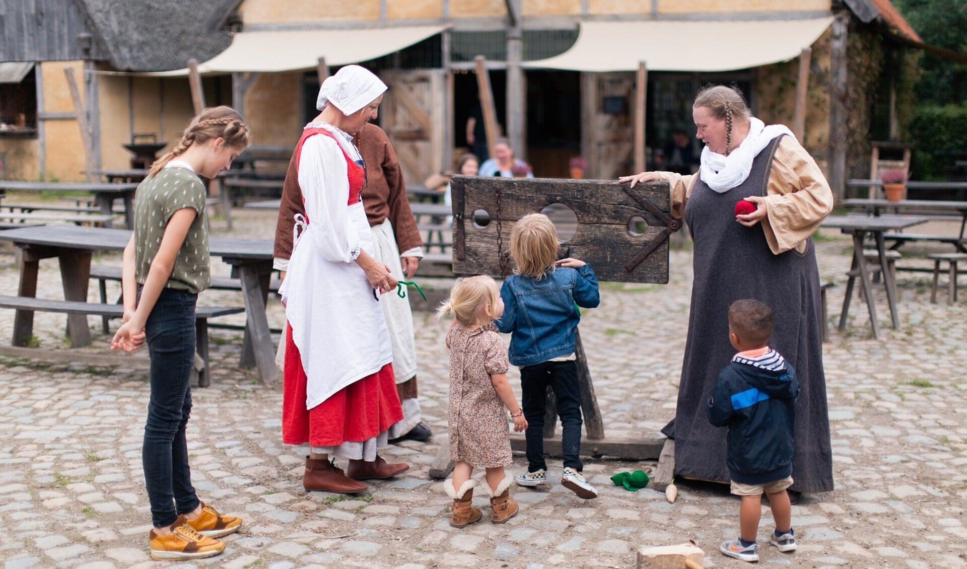 Het Eindhovense openluchtmuseum valt bijzonder in de smaak bij kinderen vanwege de vele activiteiten.