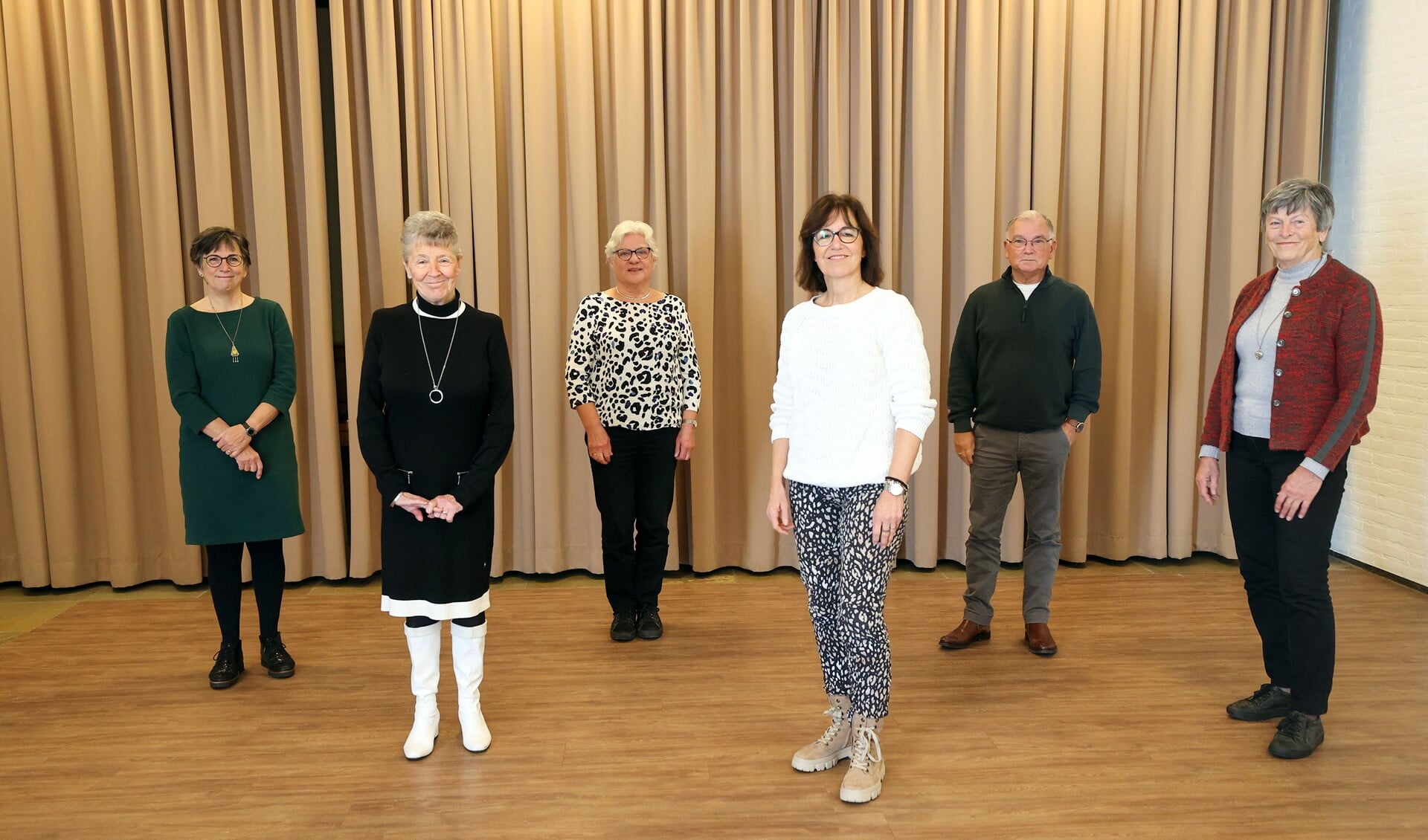 Op de foto een aantal vrijwilligers die de training hebben gevolgd. FOTO: Bert Jansen.