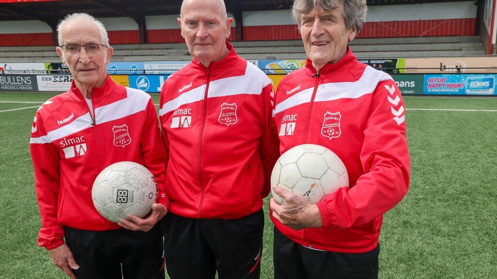 De 83-jarigen, v.l.n.r: Frans Spanjers, Henk van de Ven en Ed Schaffer. FOTO: Bert Jansen.