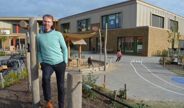 <p> Rob de Ruiter, de nieuwe directeur van CBS de Bron in Wezep. </p>