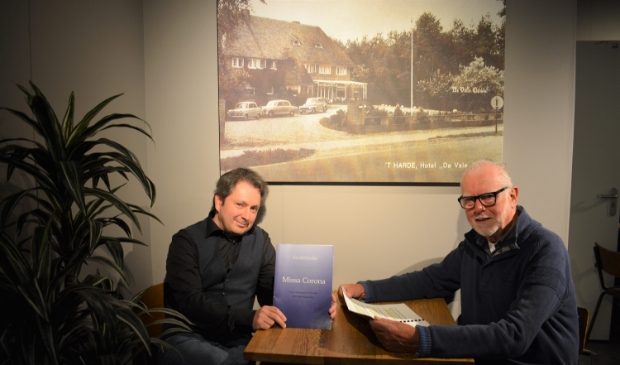 <p> Dirigent Ilia Belianko en voorzitter Peter Bloemendaal van het Gelders Oratoriumkoor. </p>