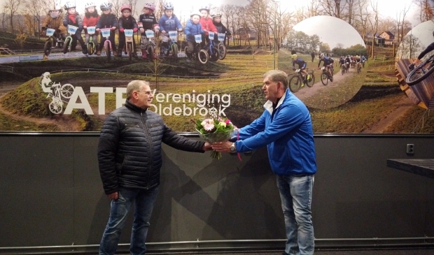 Bloemen voor Hendrie van 't Hul.