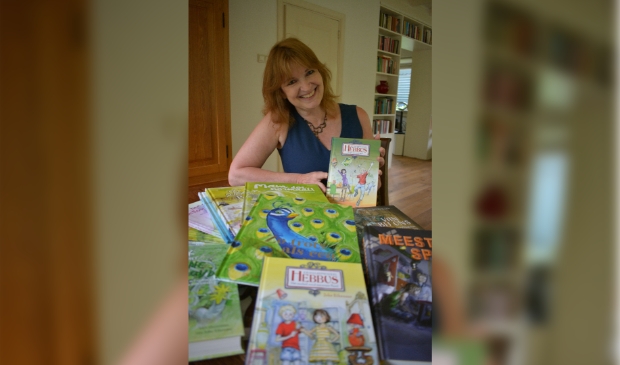 Joke Eikenaar, illustrator en schrijver in hart en nieren.